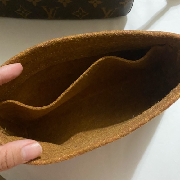 Pochette Accesories - Picture 7 of 8